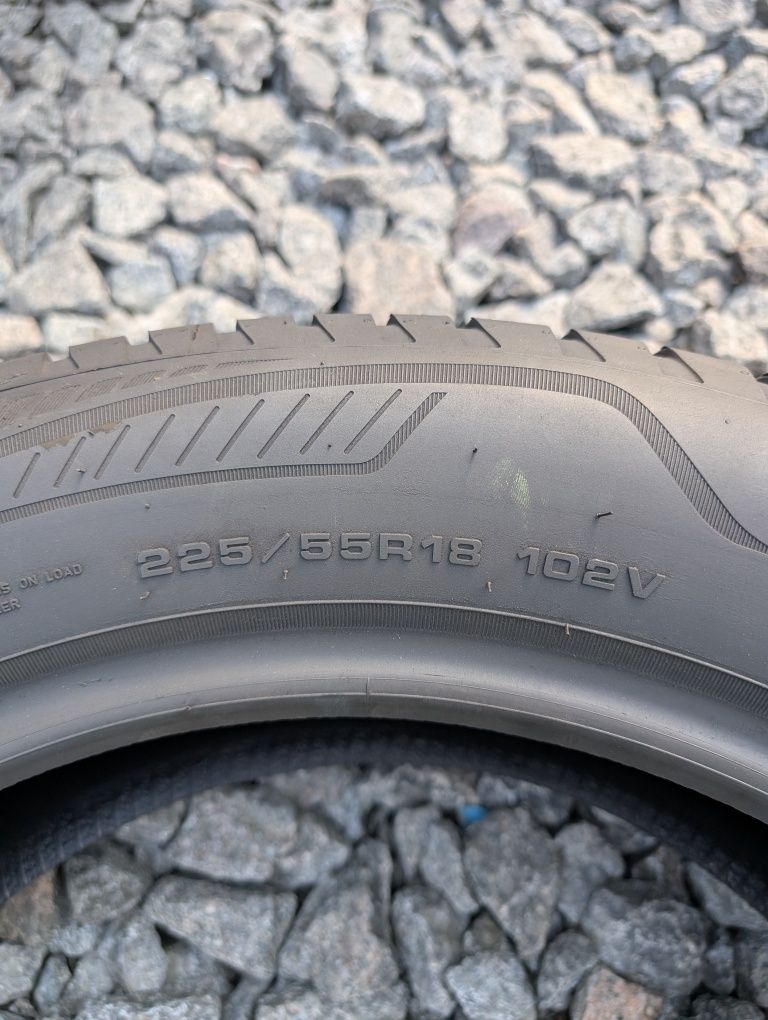 Комплект всесезонніх шин Goodyear 225/55 R18 225*55 18 Vector 4 season