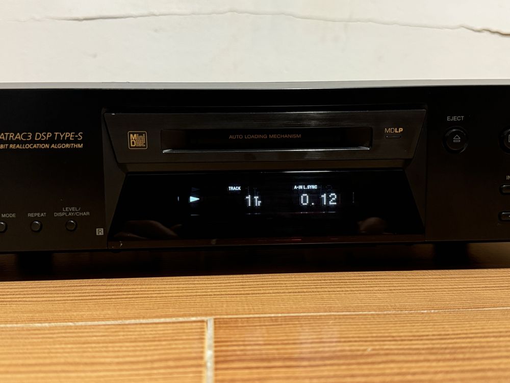 Sony Mini Disc Player