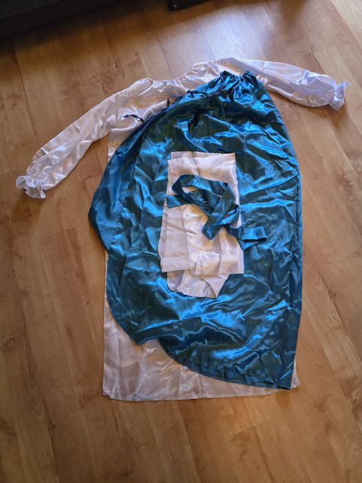 Костюм Діви Марії