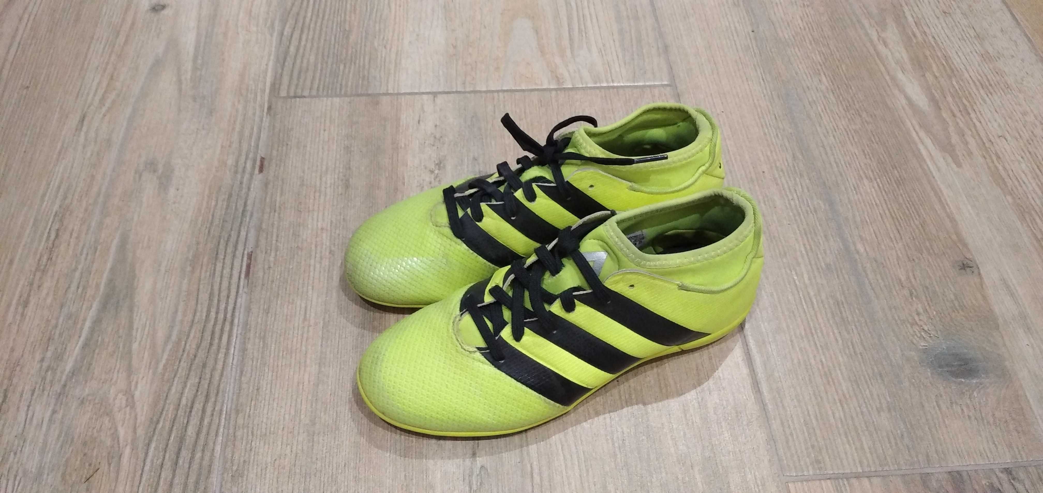 Halówki Nike buty dziecięce na hale róż. 36 2/3