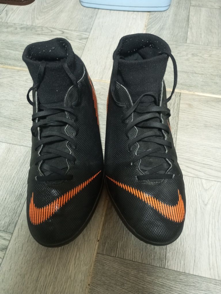 Бутсы/фут-залки Nike mercurial X