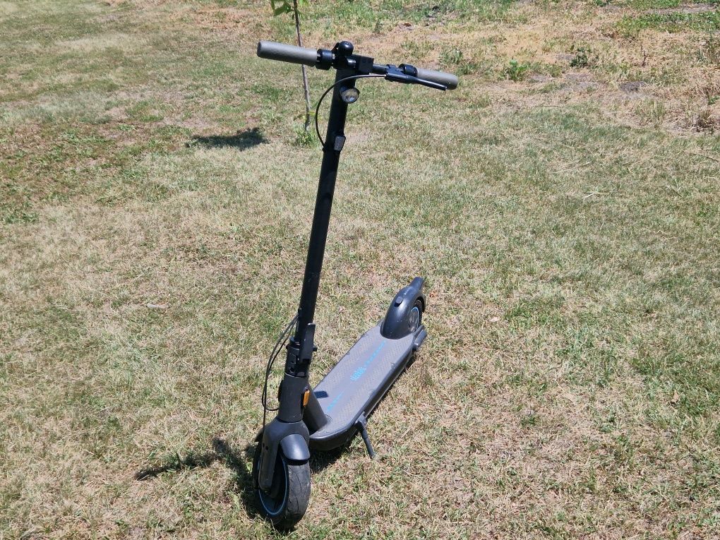 Електросамокат Ninebot