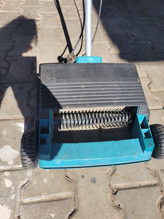 Wertykulator elektryczny