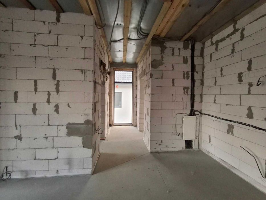 Будинок в закритому Котеджному містечку (Удачний)