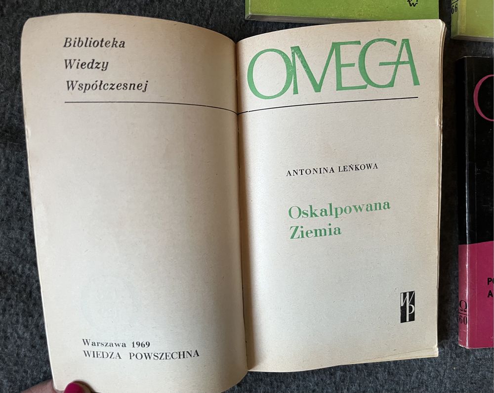 Seria Omega 5 książek