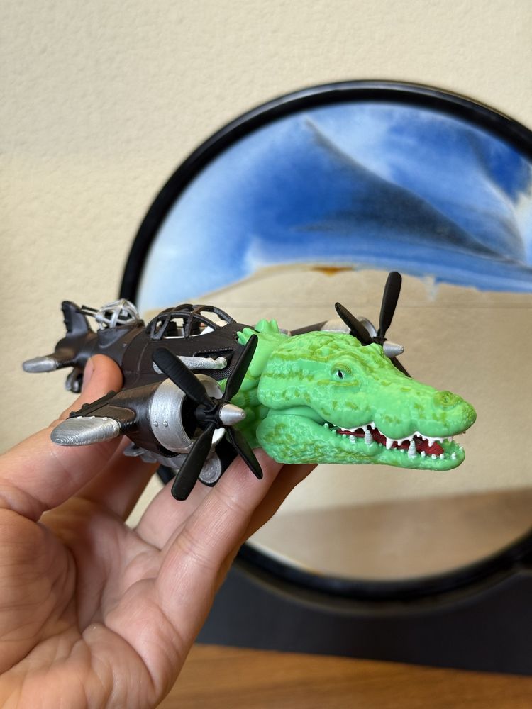 Бомбардиро Крокодило фігурка, іграшка, bombardiro crocodilo
