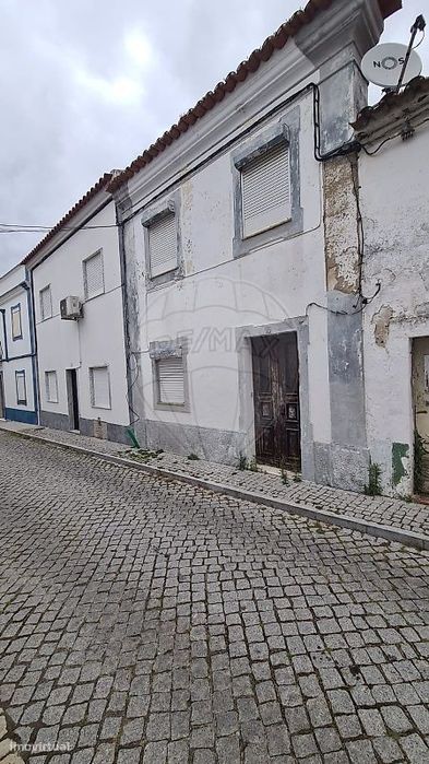 Moradia T2 para venda