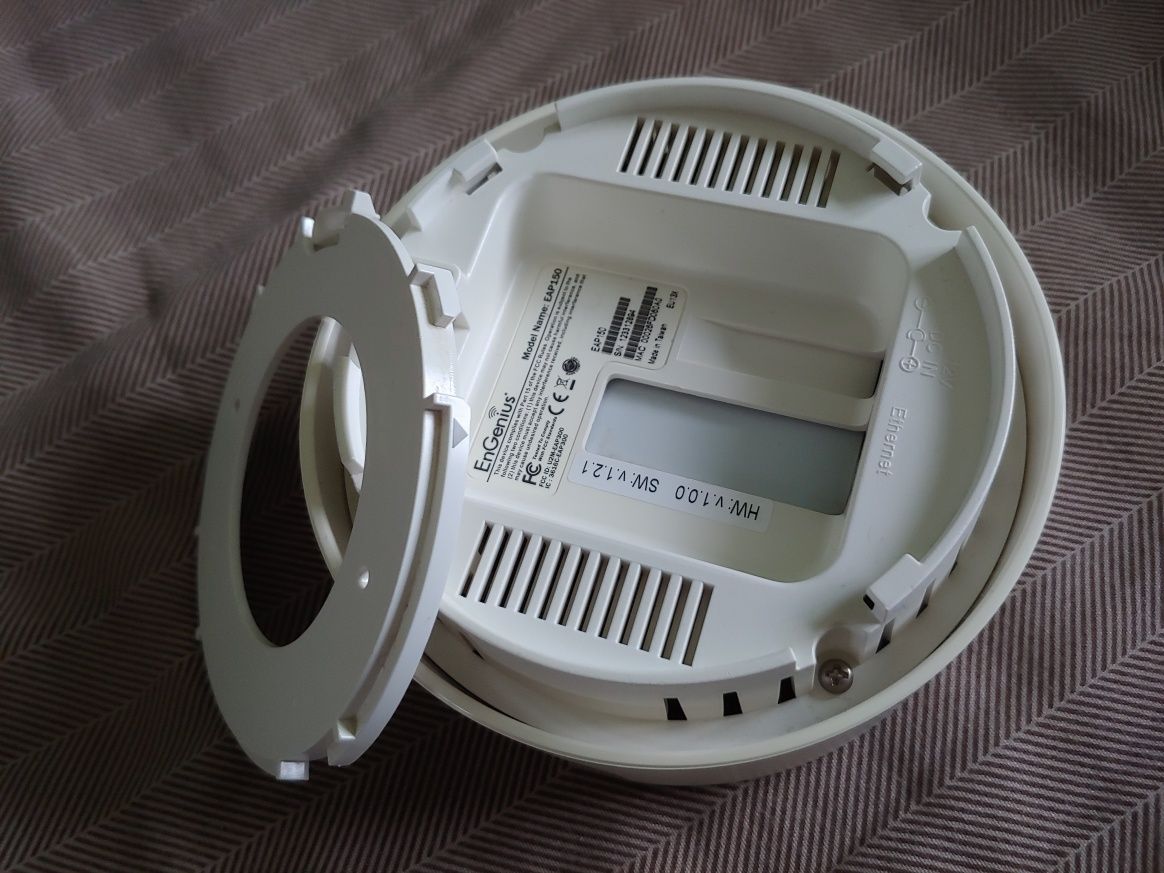 Точка доступа Wi-Fi EnGenius EAP150