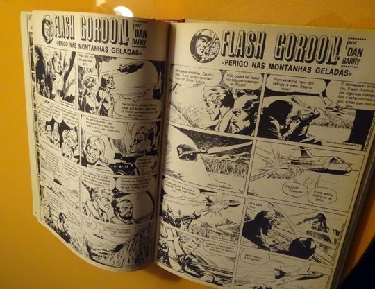 FLASH GORDON - Coleção completa, encadernado - quase novo