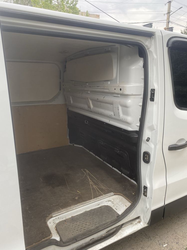 Продам Renault Trafic 2019 року 1,6 дизель