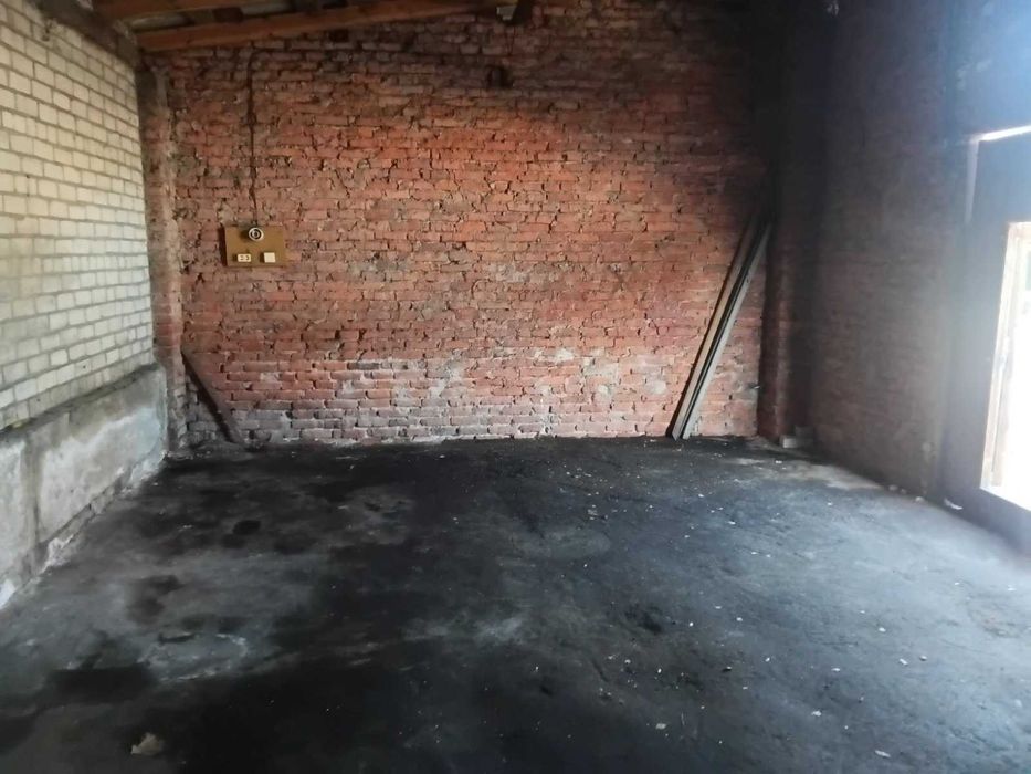 Оренда складського приміщення без рампи.