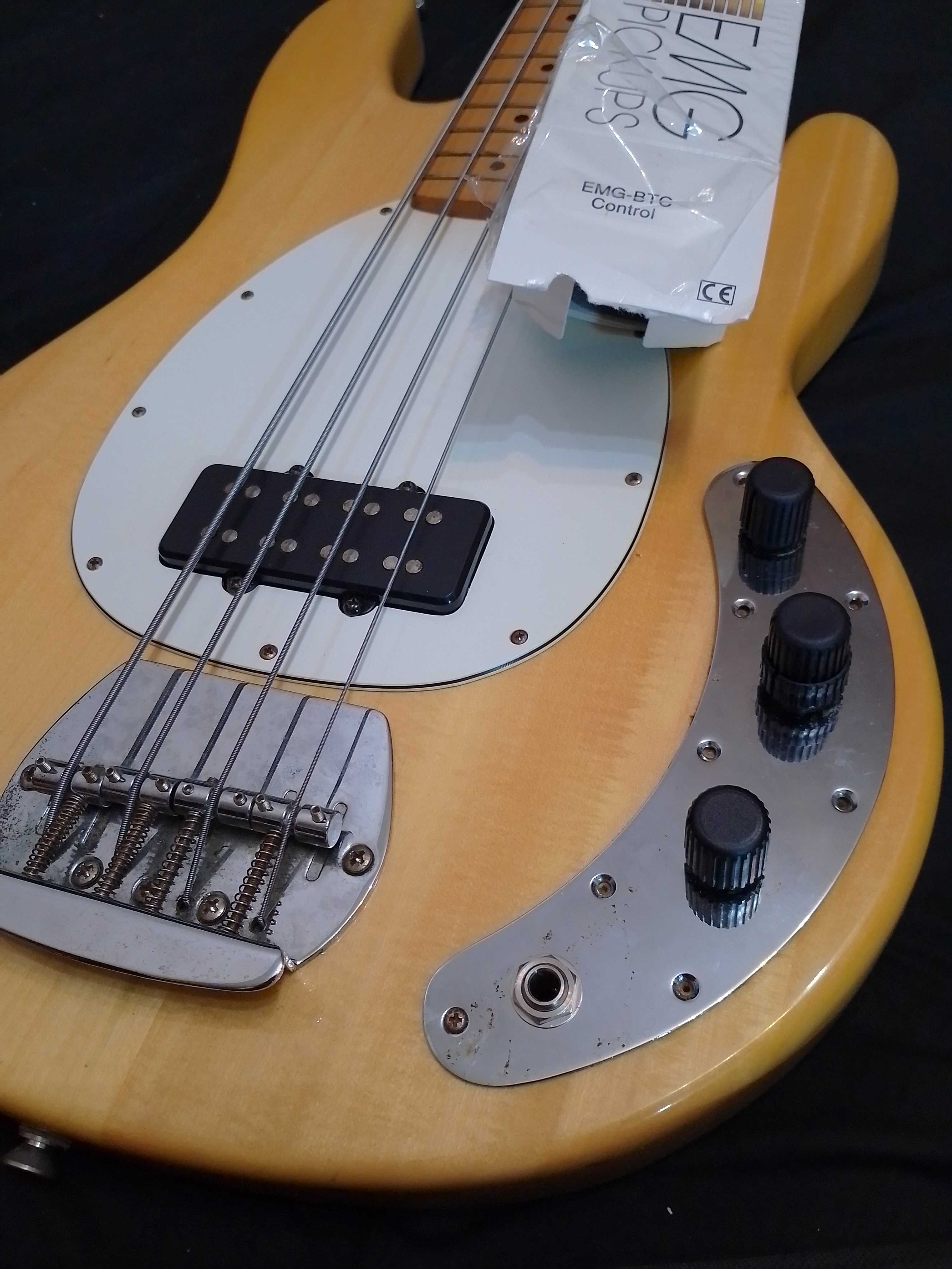 Продам бас гитару 4 струны Kimberley Electric Bass Japan 70-80 годов