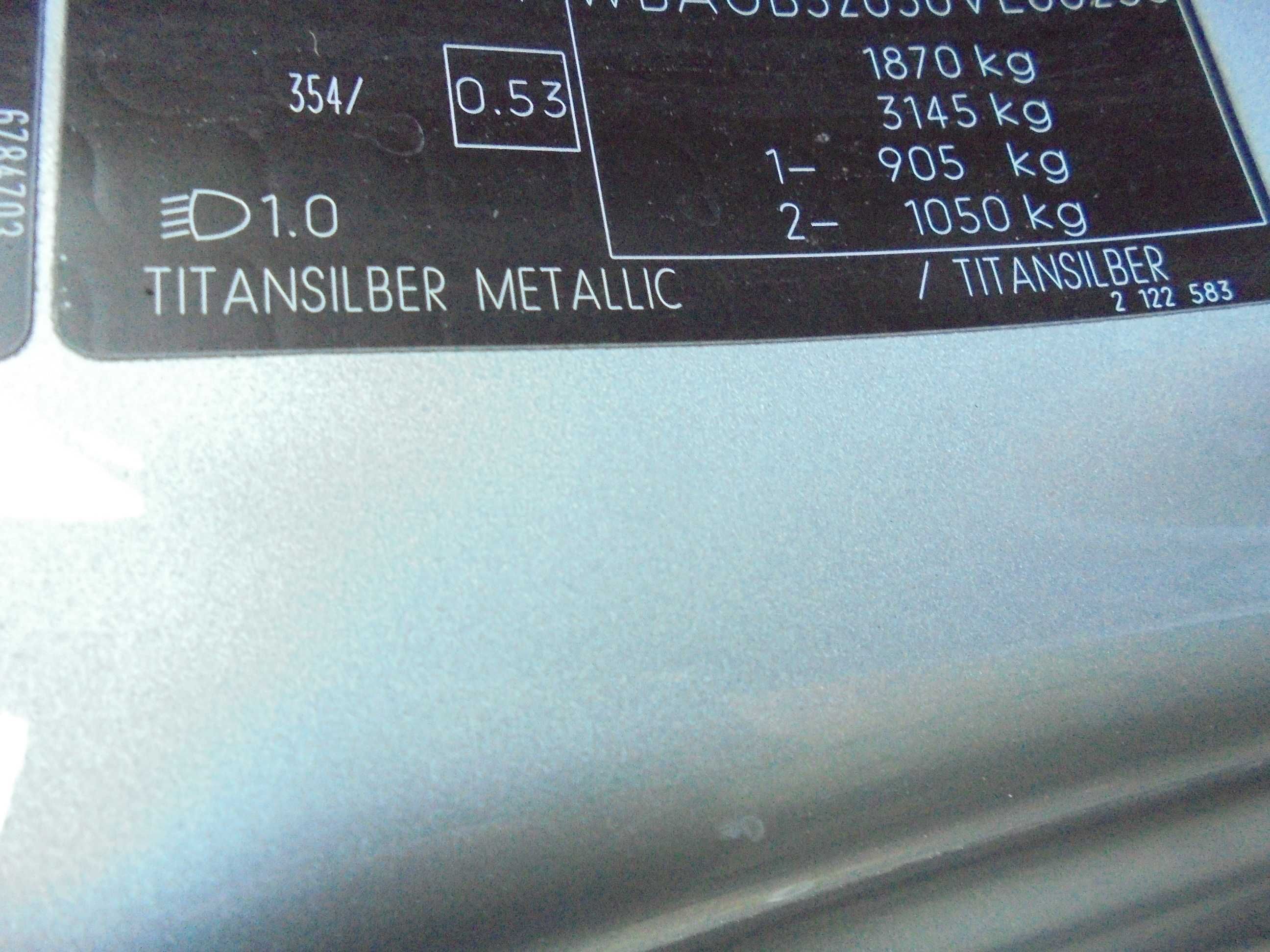 BMW 1 E81 E82 E87 titansilber metallic maska blotnik drzwi igla