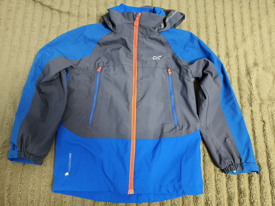 Продам куртку...