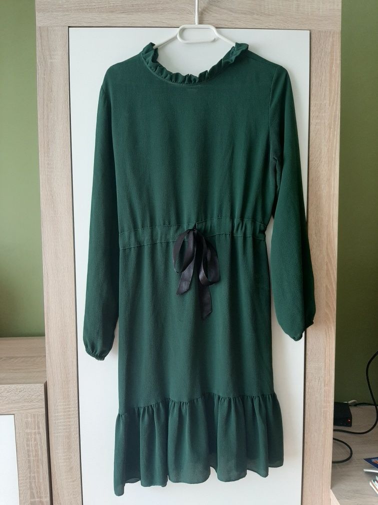 Zielona butelkowa sukienka ciemnozielona suknia z długim rękawem