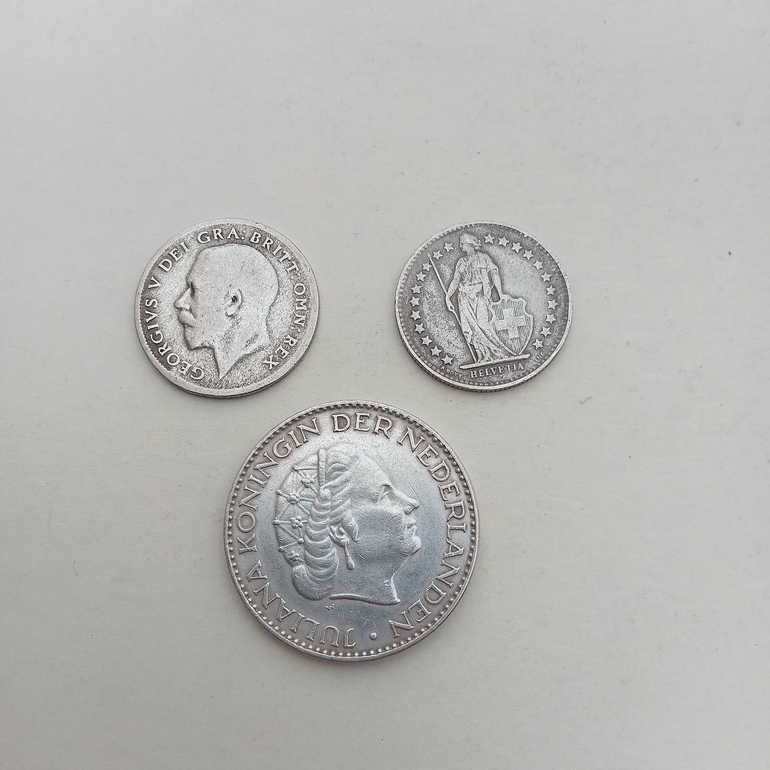 moedas prata paises diferentes