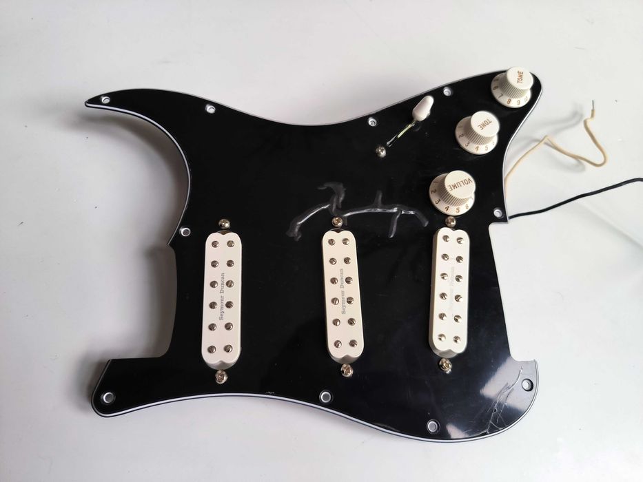 Новий пікгард Seymour Duncan Billy Gibbons Red Devil для Stratocaster