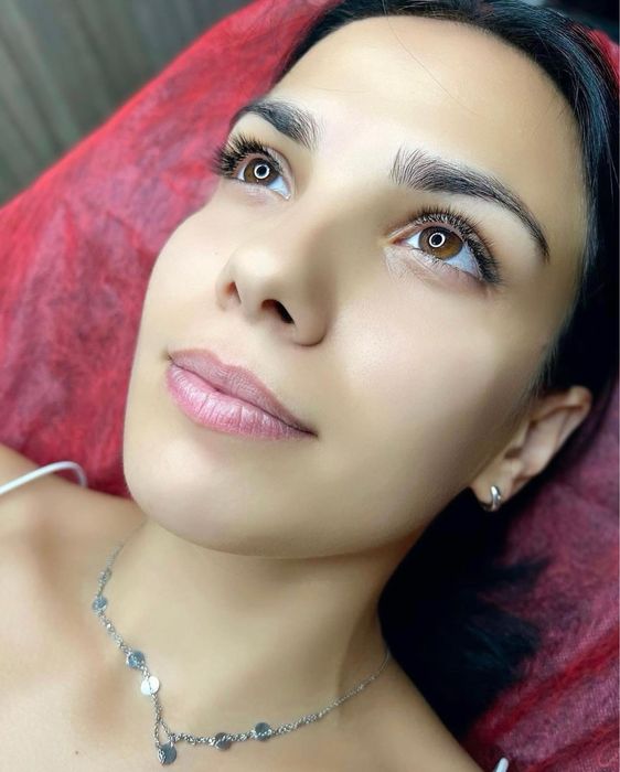 Увеличение губ, ботокс