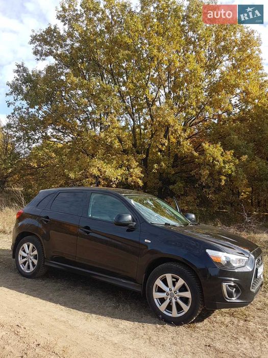 Mitsubishi Outlander Sport 2015