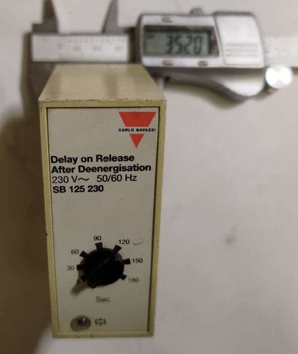 Sprzedam przekaźnik czasowy Carlo Gavazzi SB-125-230