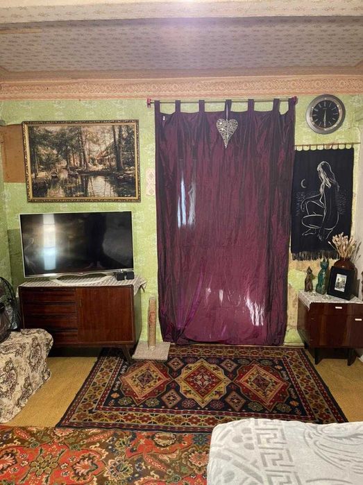 Ділянка з дачним будинком 25 соток  Комарівка Ліс