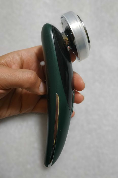 Антивозрастной микротоковый вибрационный аппарат для ухода за лицом