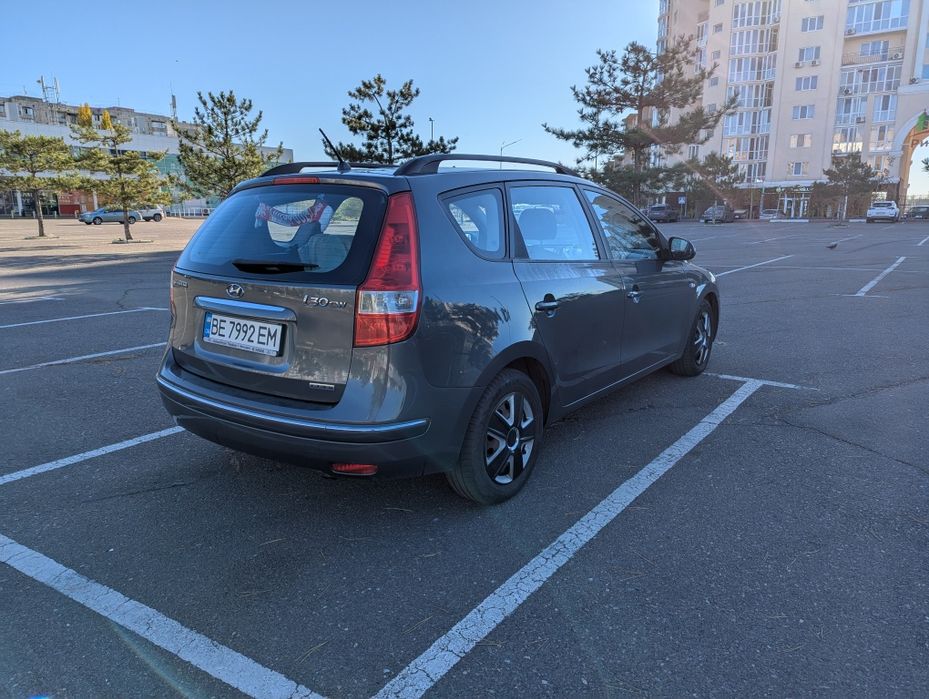 Hyundai i30 cw 2008 дизель 1.6, мкпп, универсал