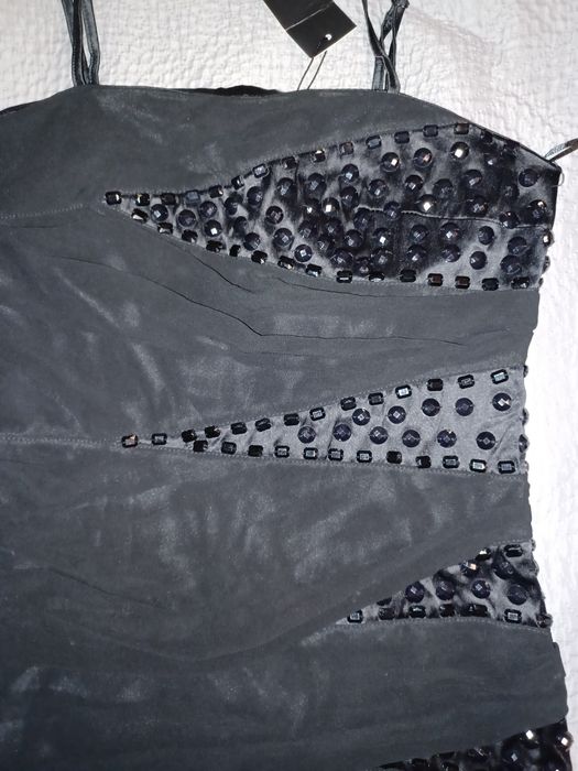 Czarna sukienka elastyczna 36