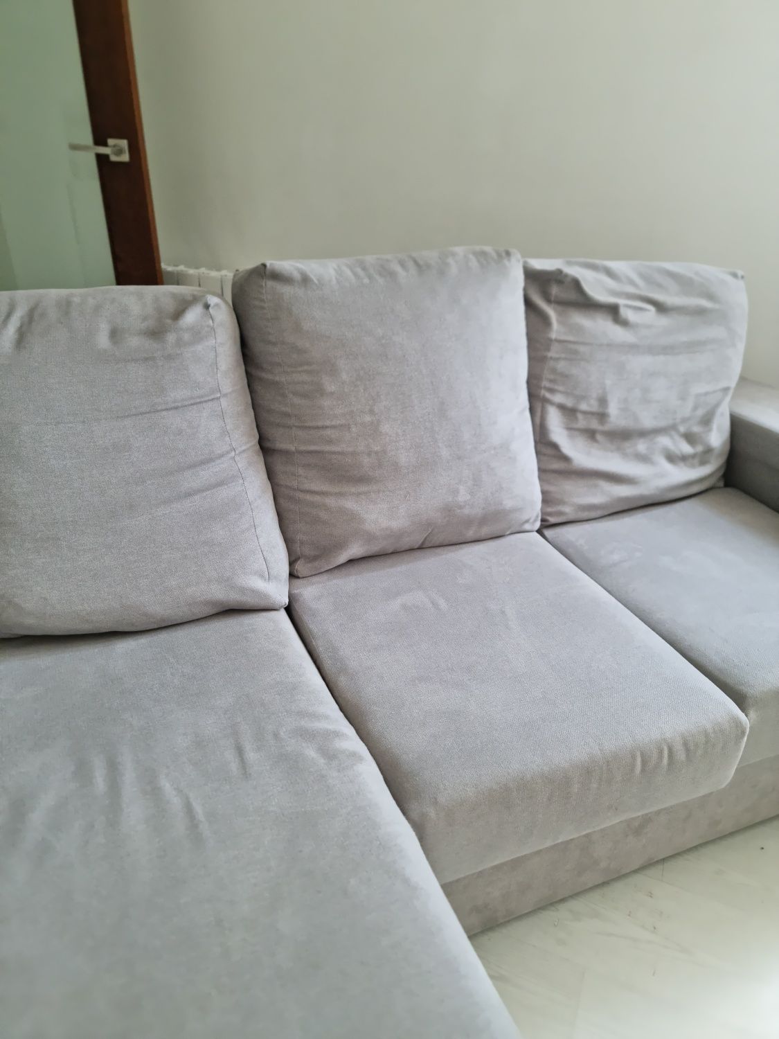 Sofa cinzento chaise long