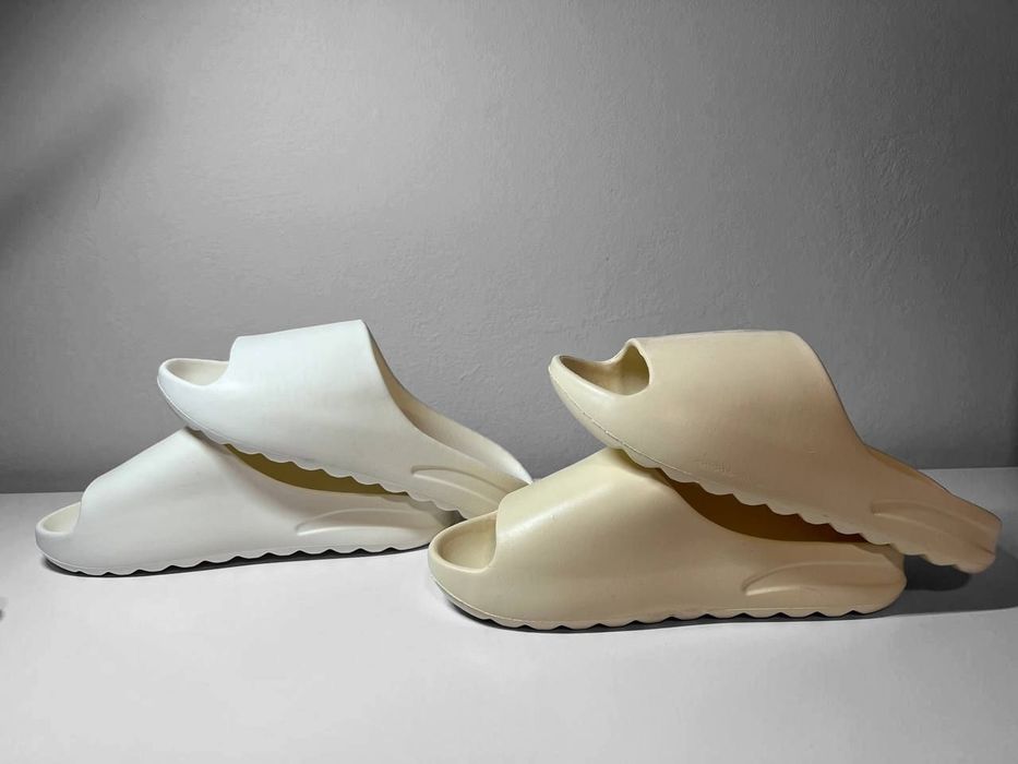 Зручні унісекс тапочки для всіх випадків життя!