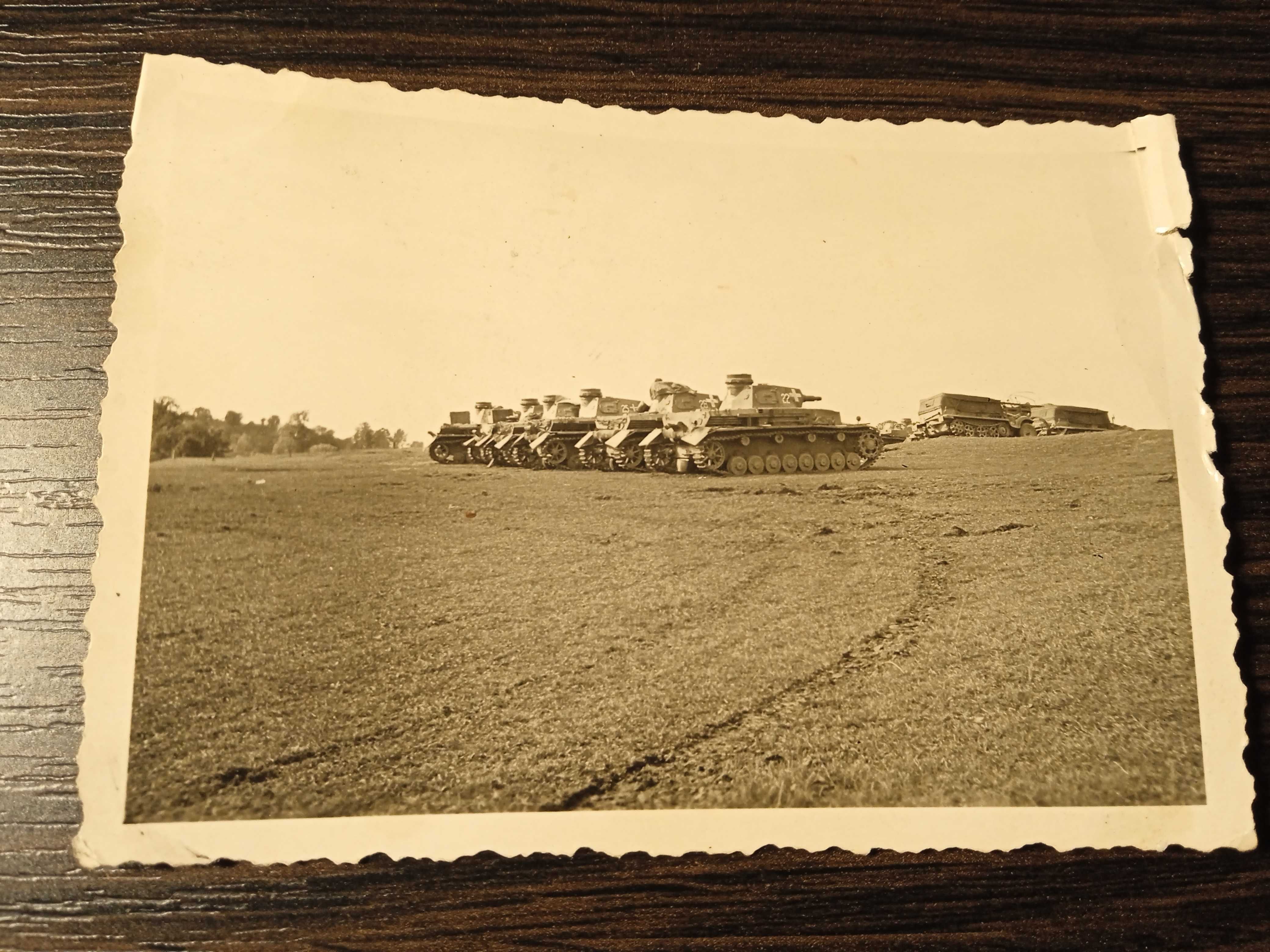 Oryginalne zdjęcie czołgi Panzer 4 Sd.kfz. numery taktyczne rarytas.