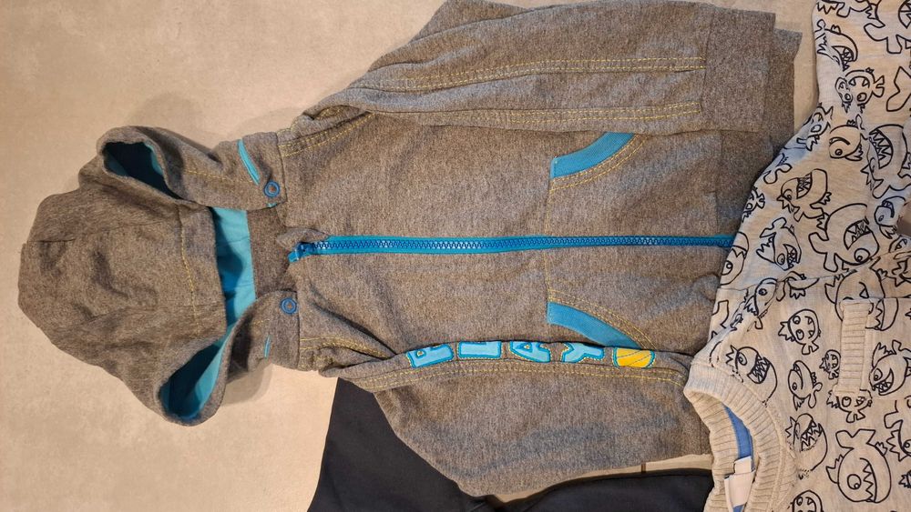 3 bluzy dla chłopca, rozmiar 86