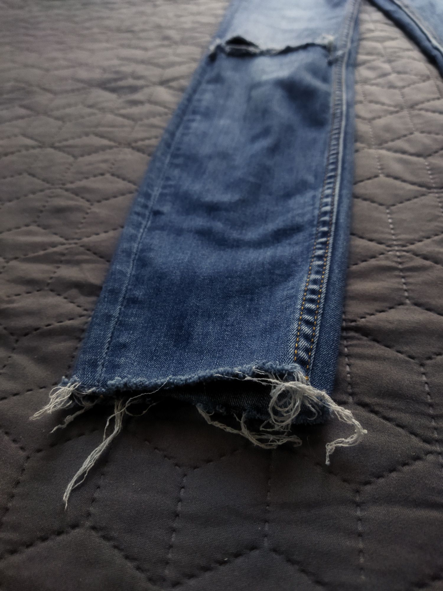 Spodnie jeansy /spodnie jeansowe damskie ZARA