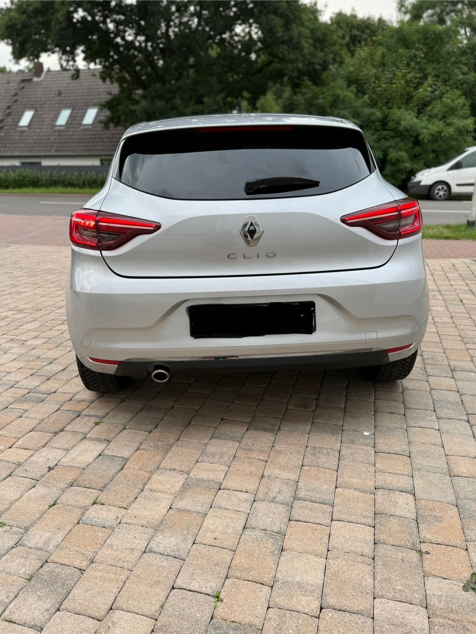 Renault Clio kamera klima bogate wyposażenie