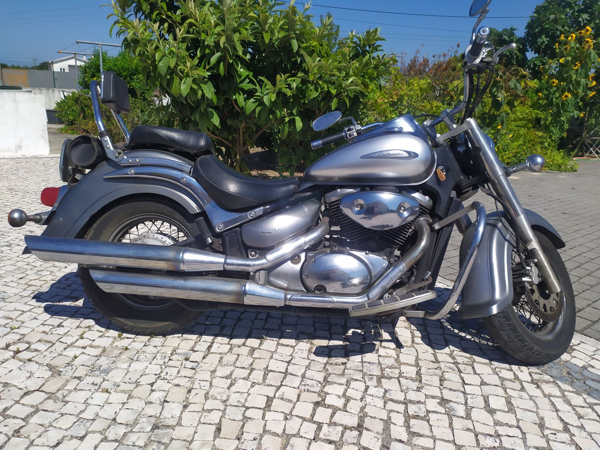 Suzuki Intruder M 800