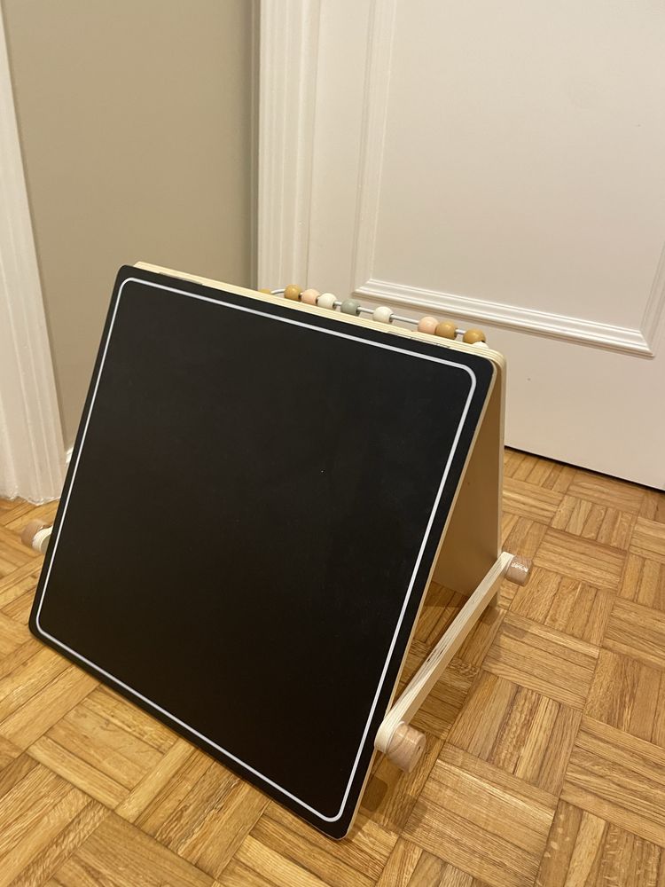 Quadro de atividades de dupla face, em madeira FSC®, Tanzânia - branco