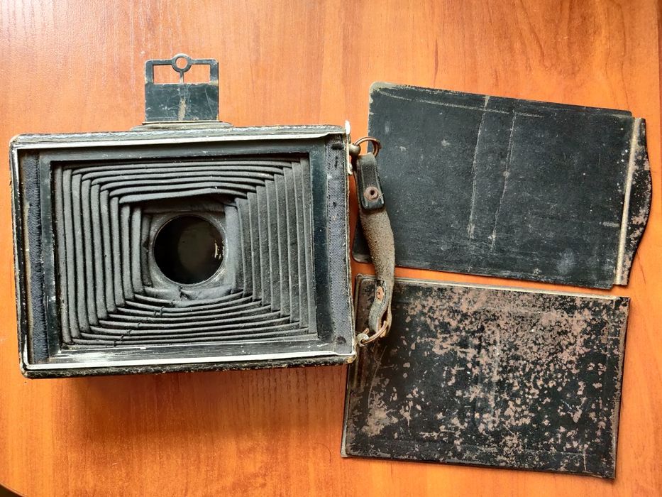 Фотоапарат фотоаппарат фирмы Ihagee