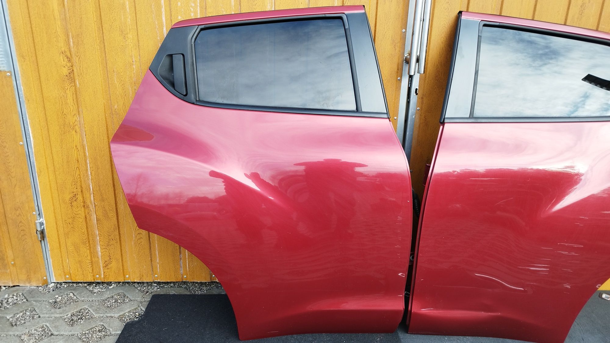 Nissan Juke F15 Drzwi Tylne Prawe NAH F-vat