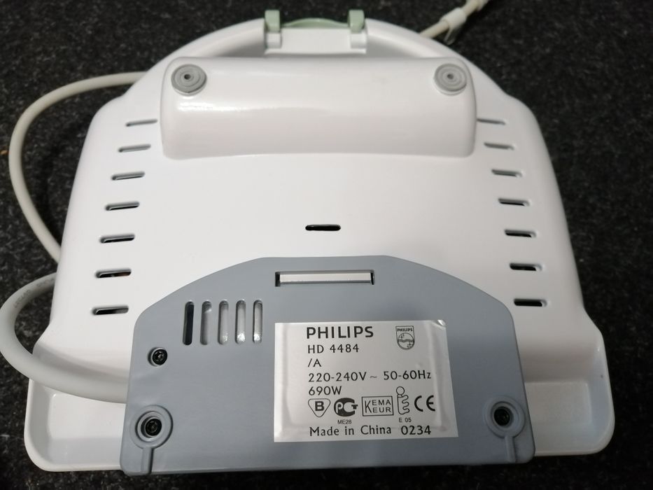 Сендвічниця Philips Comfort HD 4484. Нова з паспортом в упаковці.