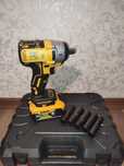 Гайковерт акумуляторний 600Nm DeWalt. Акумуляторний гайковерт DeWalt
