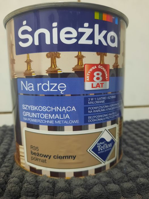 ŚNIEŻKA NA RDZĘ SZYBKOSCHNĄCA Gruntoemalia Farba do metalu.