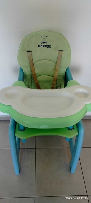 Krzesełko do karmienia Kindereo. Stolik i krzesełko dla dziecka.