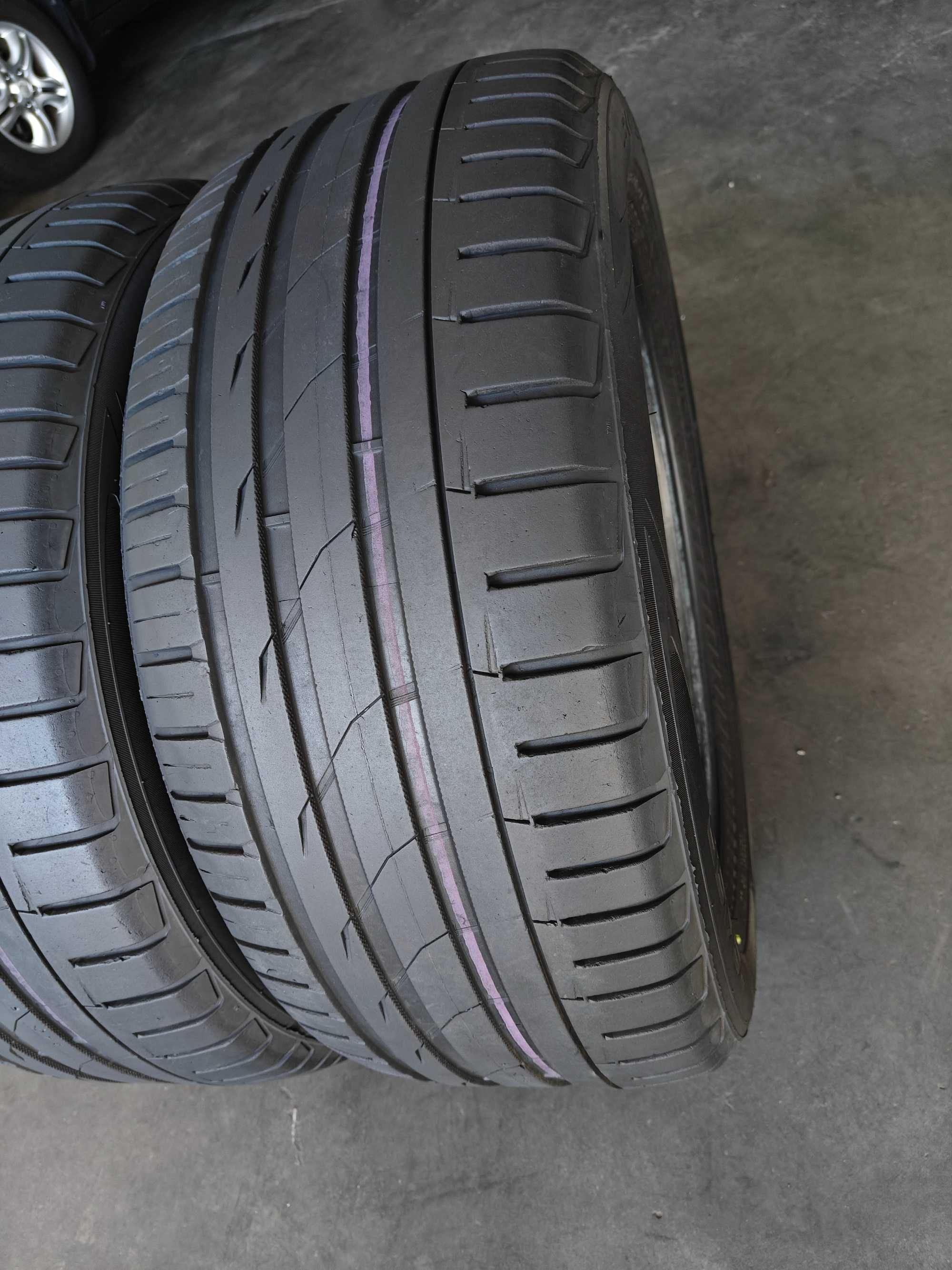Nokian Hakka Black 2шт. R18 255 55 шини літні