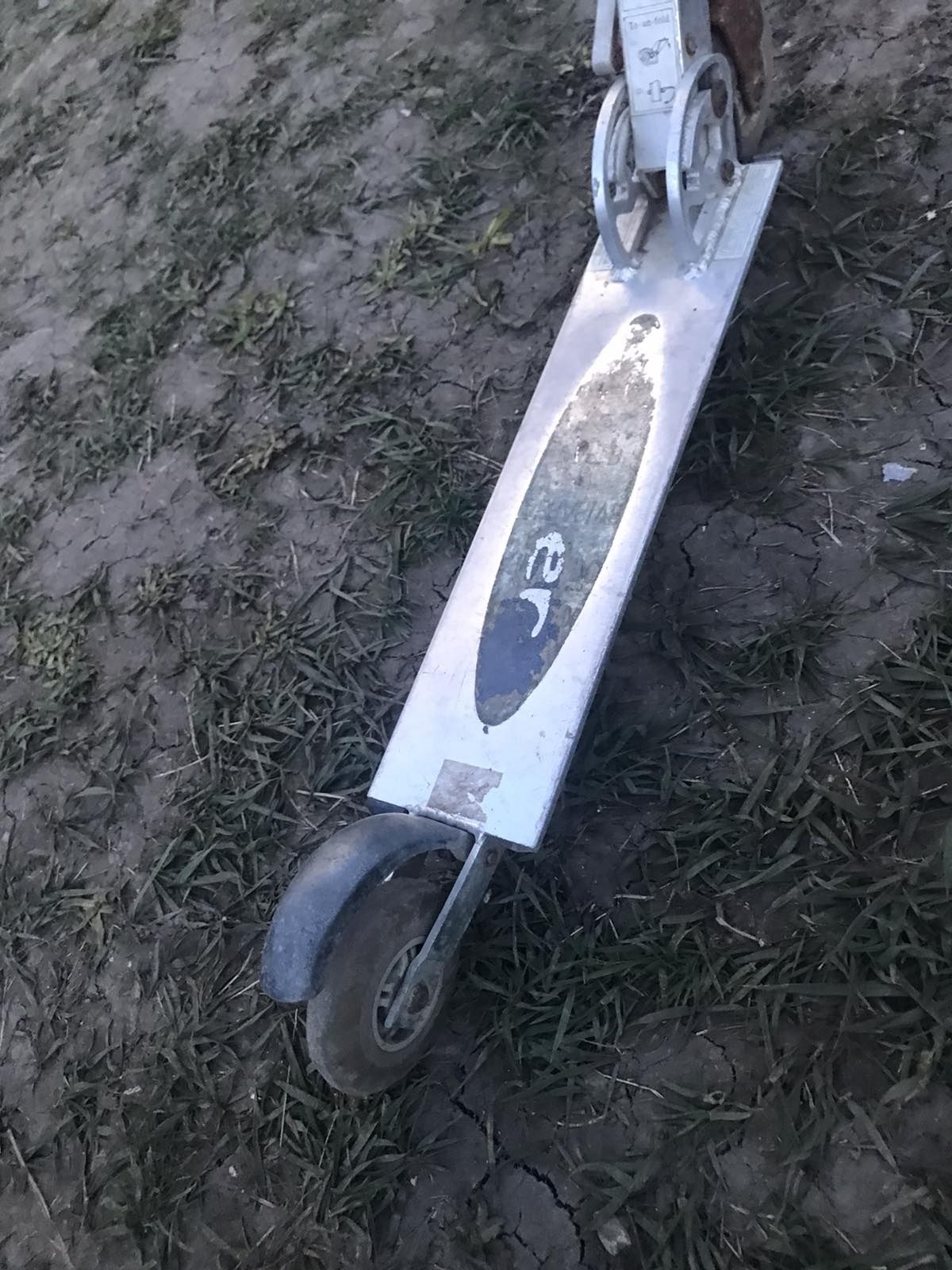 Продаю Детский самокат скутер scooter фирменный