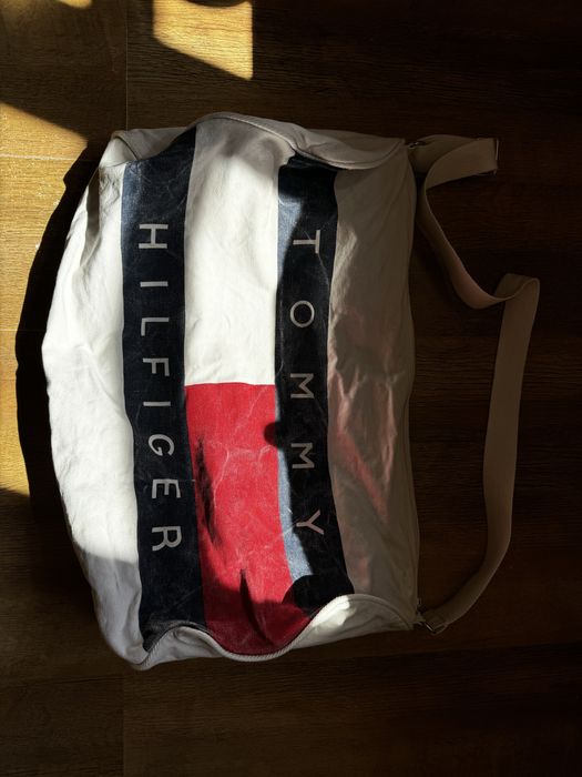 Сумка Tommy Hilfiger