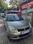 Suzuki Swift Do sprzedania Suzuki Swift W bardzo dobrym stanie technicznym i wizual