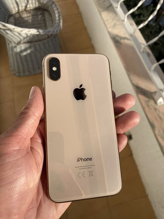 iPhone X dourado