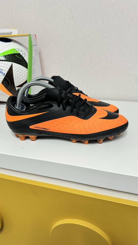 Копочки Nike Hypervenom 42