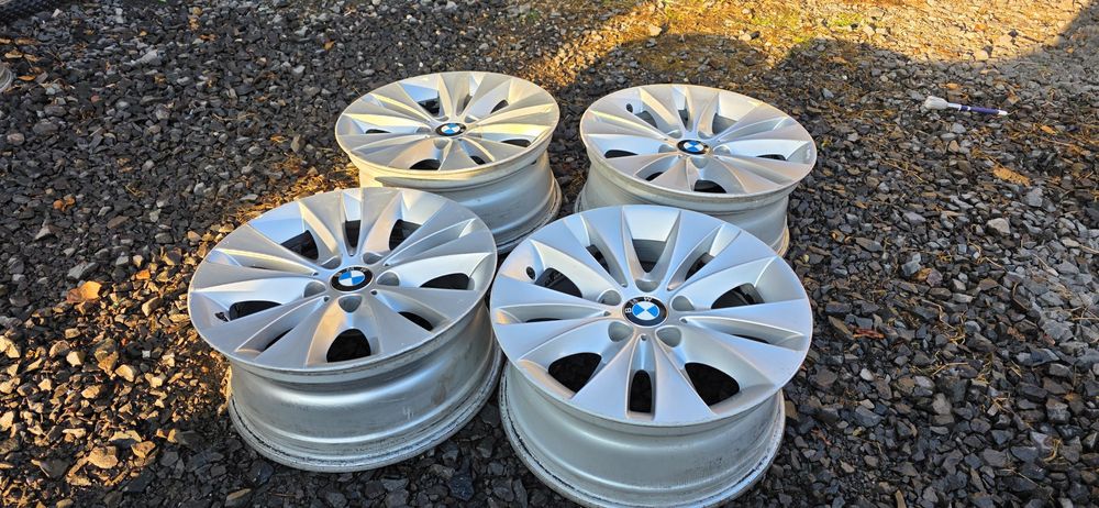 Felgi BMW 17" 5x120 BBS RD293 ET20
BBS RD293 ET20
BBS RD293