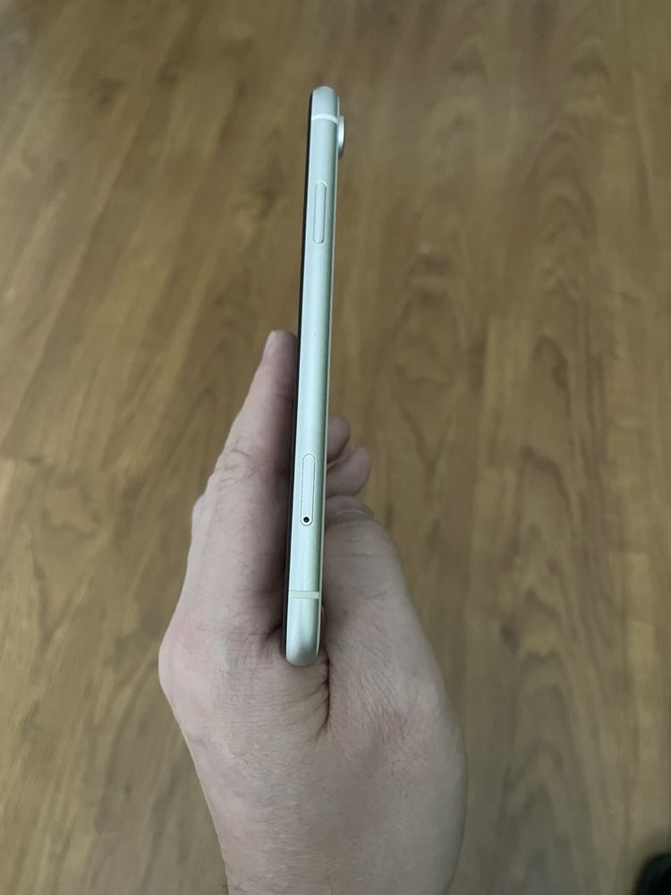 Iphone XR 64 гарний стан